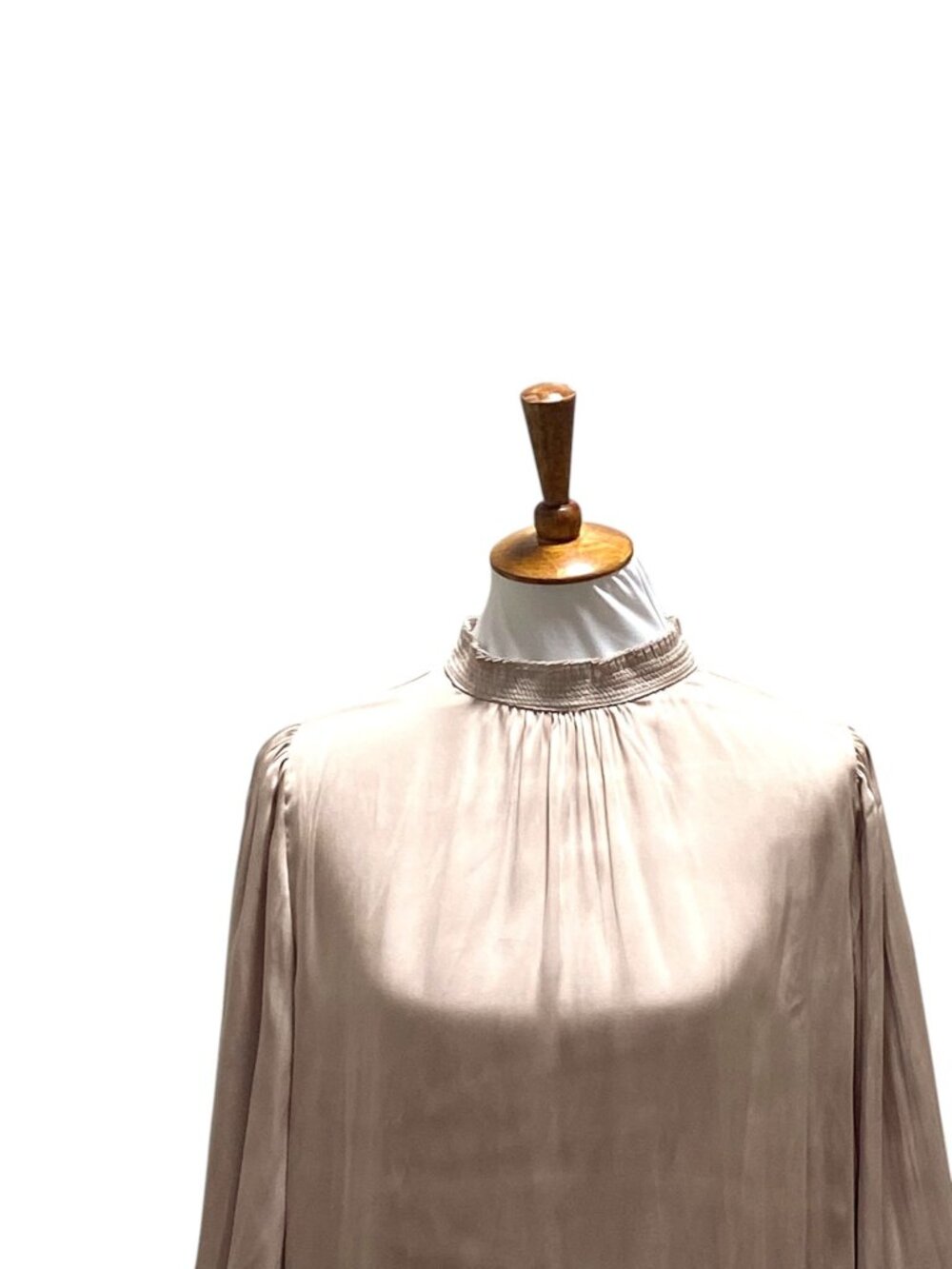 Carmen by Carmen Marc Valvo Satin Blouse Champagne Size XL Special Occasion Boho - Picture 6 of 15